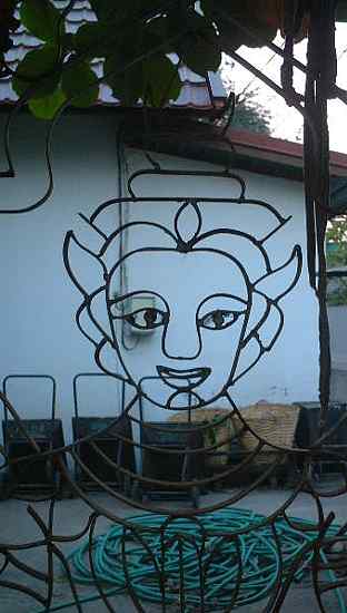 ほとけの居る門