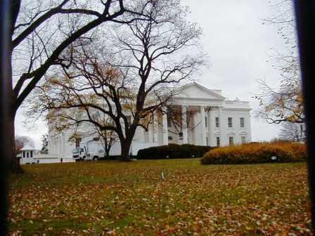 Whitehouse2assyuku.JPG