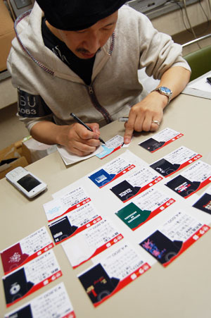 ラーメンTシャツラ部青木健