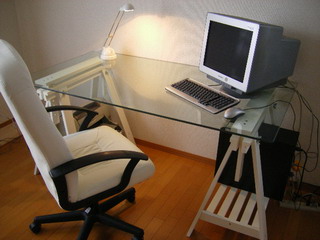 DESK2