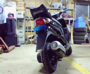 右斜め後ろアップ２