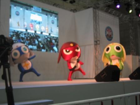 キャラクターショー　ダンス１