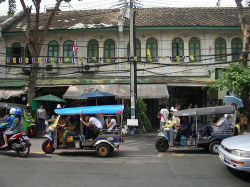tuktuk3