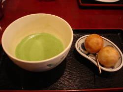 つぶら餅抹茶セット