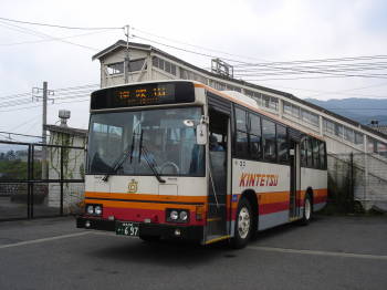 息吹山行き名阪近鉄バス