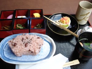 七條甘春堂・お赤飯セット
