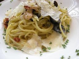 タコのジェノベーゼパスタ
