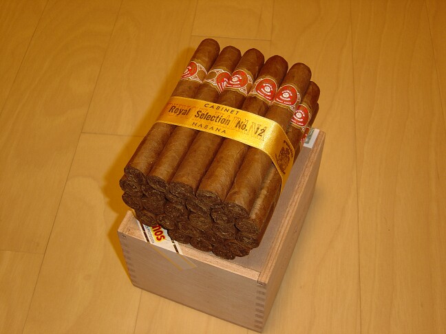 Punch Royal Seleccion No.12-080119-3