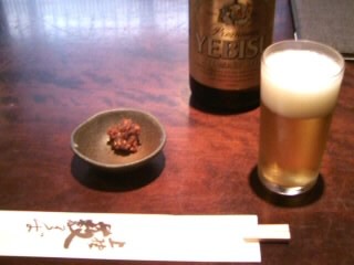 上野藪蕎麦でビール