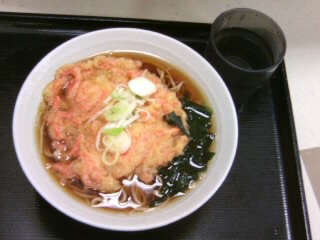 千住２丁目・富士そばの紅生姜天そば