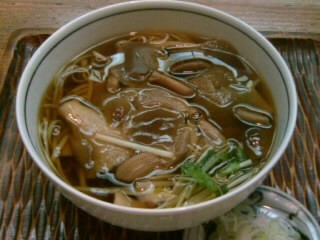 扇３丁目・長兵衛のきのこそば