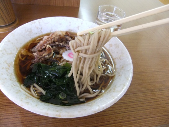 島根４丁目・たまものゲソ天そば２