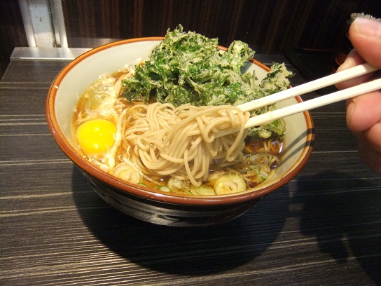 文殊＠浅草の春菊天そば＋玉子２