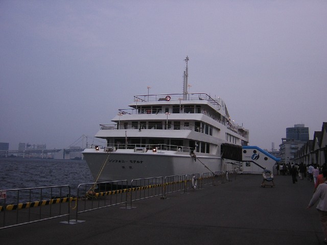 シンフォニー東京湾クルーズ