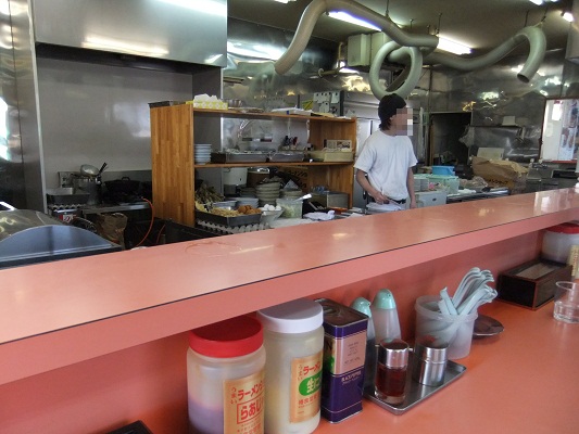 あたりや＠原当麻の店内