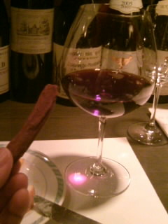 千住２丁目・ヴィノフルートで赤ワインとオレンジチョコ