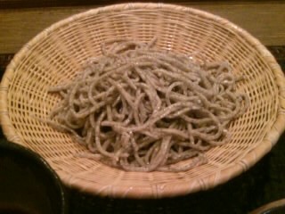 綾瀬1丁目・手打そば重吉の田舎