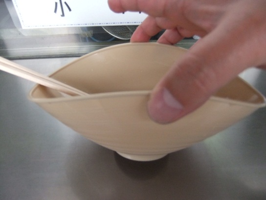 水了軒＠和歌山駅の容器