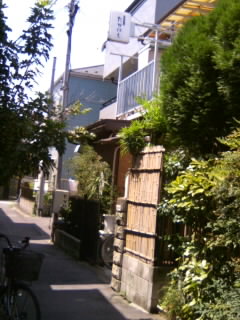 千住中居町・たかはし１