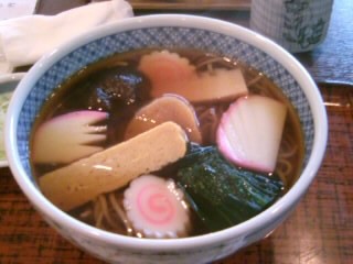 青井５丁目・藪重のおかめそば