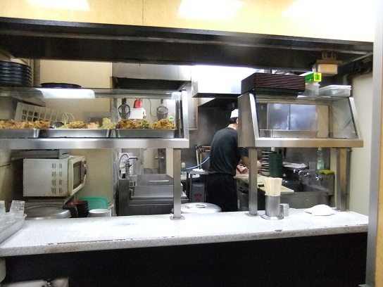 利根そば＠神保町の厨房