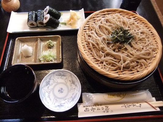 蛇の目寿司@川越のかんぴょう巻とそば