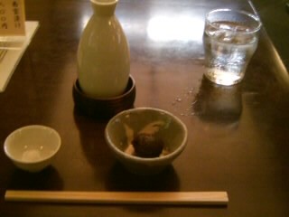 かんだやぶそばで熱燗