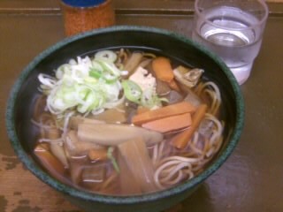 綾瀬１丁目・越後そばのけんちんそば