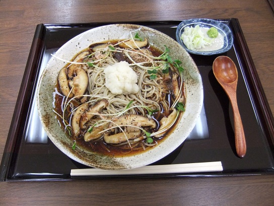 大村支店＠上州富岡のぶっかけマッスルしいたけそば１