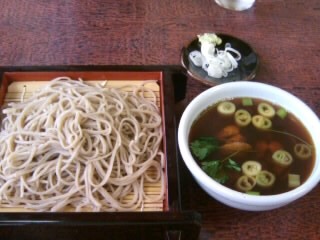 梅田７丁目・藪重のあさりせいろ