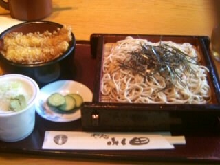 入谷２丁目・ふく田のミニいか天丼付きざるそば