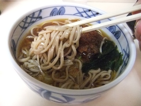 ふるさとのメンチそば2