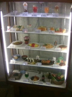 六月1丁目・レストラン・グランド@パール竹の塚の陳列棚1