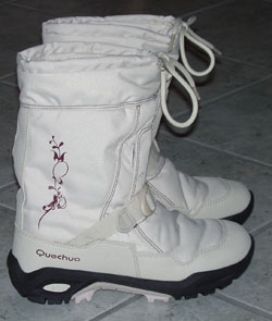 06 snow boots.jpg