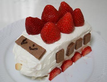 新幹線ケーキ.jpg