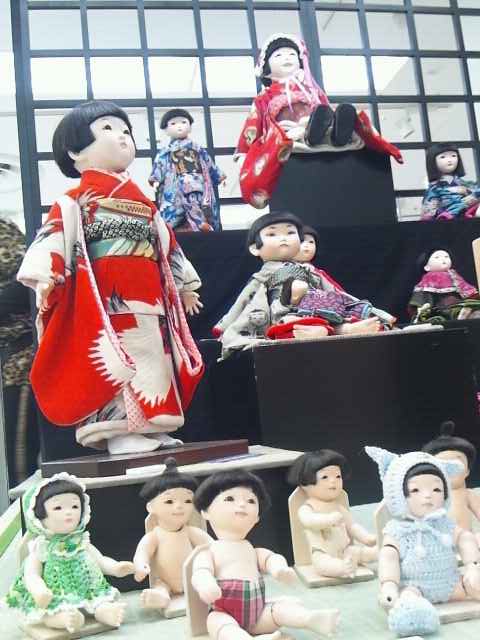 明咲さんの市松人形