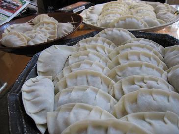 b-餃子生.JPG