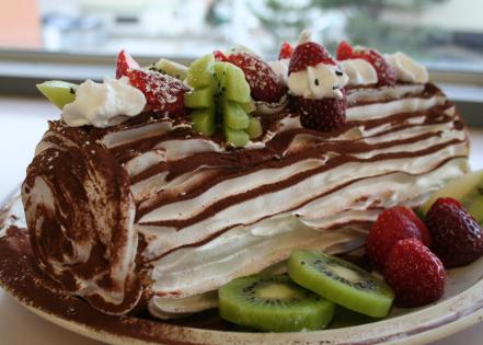 06.12.18.料理クラブ・ロールケーキ 001.jpg