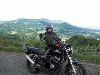 南阿蘇の俵山100829