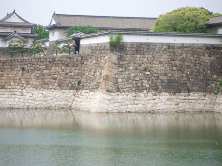 大阪城ー堀から西の丸
