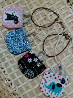 ミニバッグチャーム