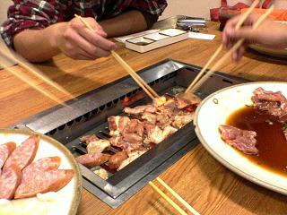 突っつけ！