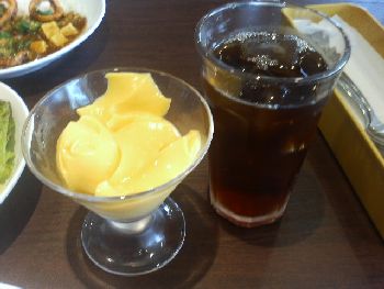 CoCo壱番屋 マンゴープリン&黒烏龍茶