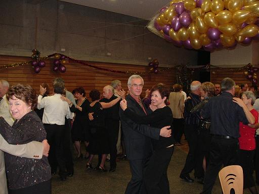 踊るアンドレとジェンヌヴィエーヴ