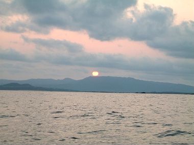 西表島に沈む夕日