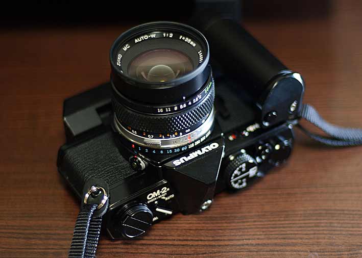 OLYMPUS OM-2N