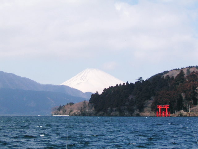 芦ノ湖から富士山