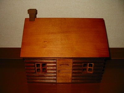 木製丸太小屋