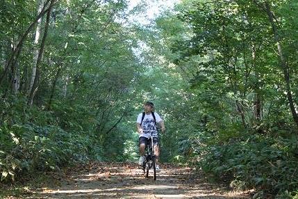 哲さん、サイクリング中