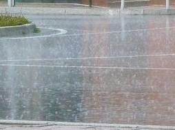 驟雨に送られて